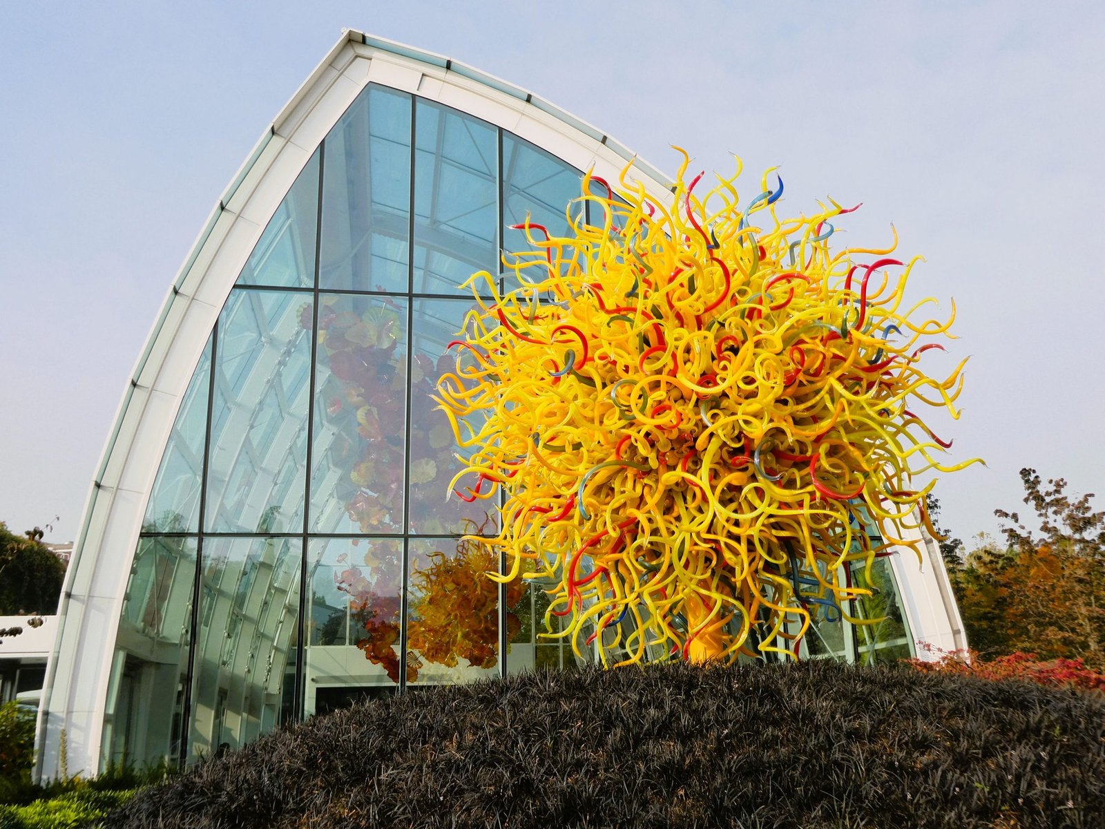 This unique Seattle Center attraction pairs colorful glass art with gardens and live demos